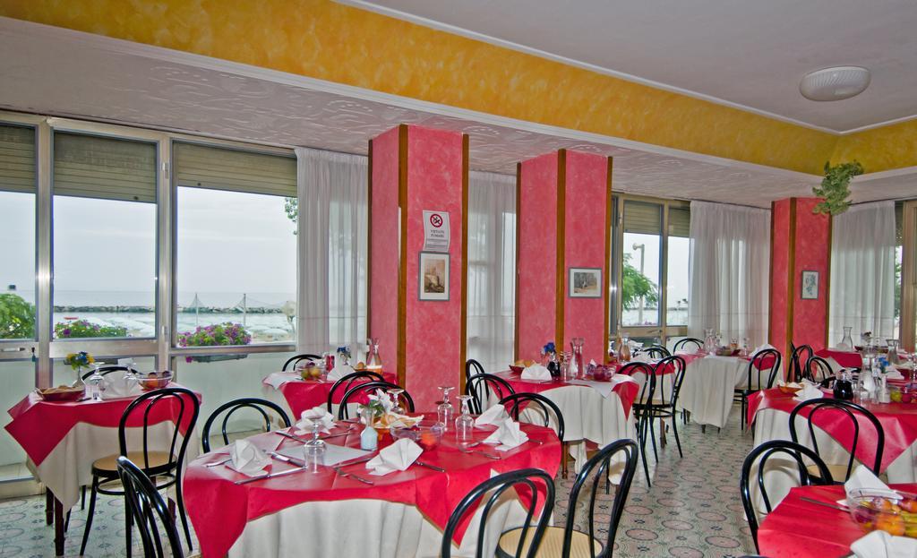 Hotel Merkury Torre Pedrera Ngoại thất bức ảnh